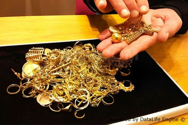 İranın İsrailə hücumu qızılın qiymətinə təsir edib