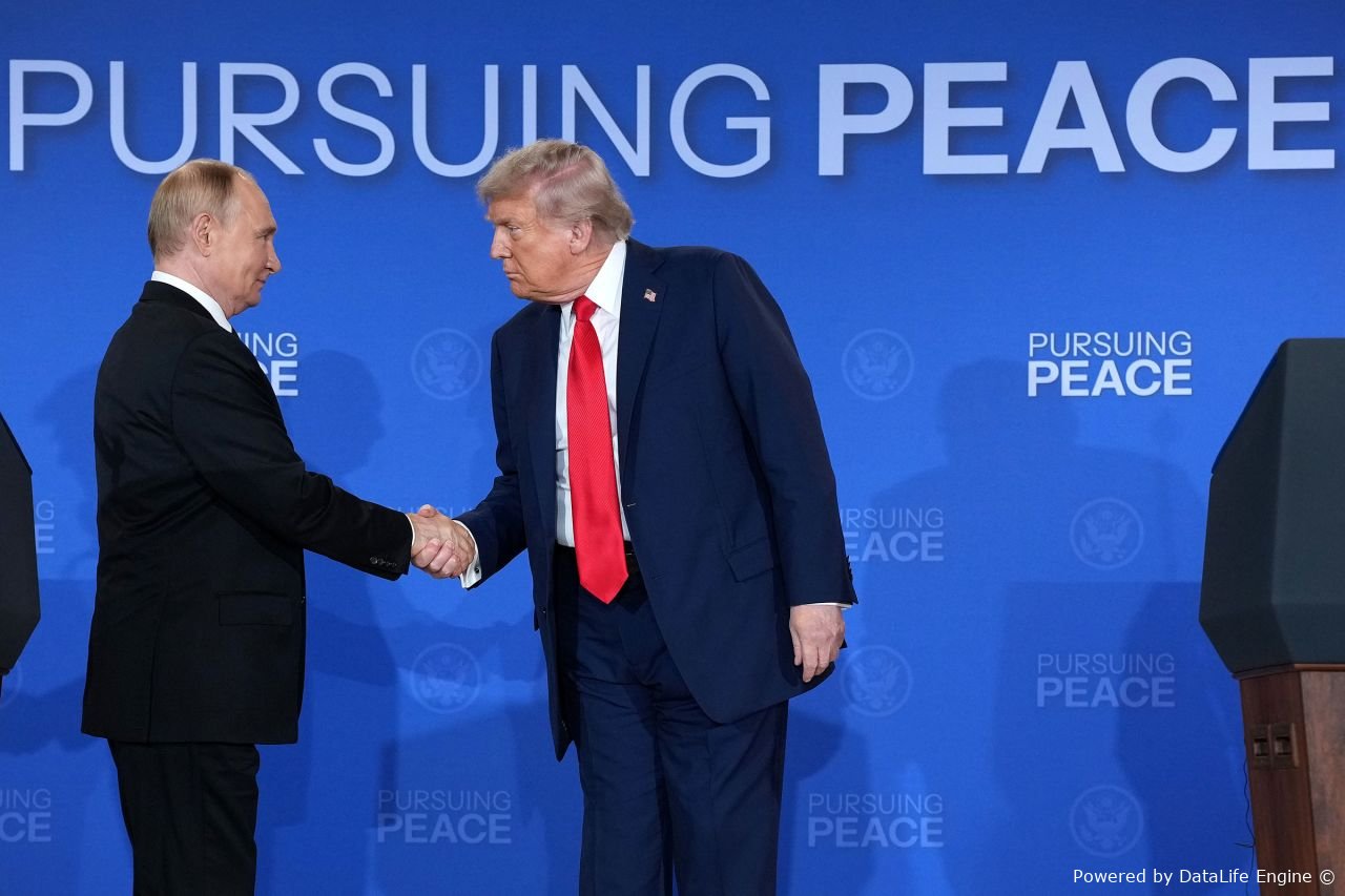 Alyaskanın ev sahibi Putin, iki böyük qələbə qazanan Putin, razı qalan Tramp… – Beynəlxalq media icmalı