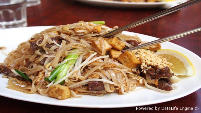 Niyə yeməyi Asiyada çubuq, başqa yerlərdə isə qaşıq və çəngəllə yeyirlər?