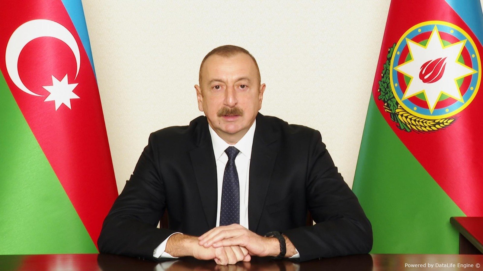 Qətiyyətli lider, müzəffər Ali Baş Komandan