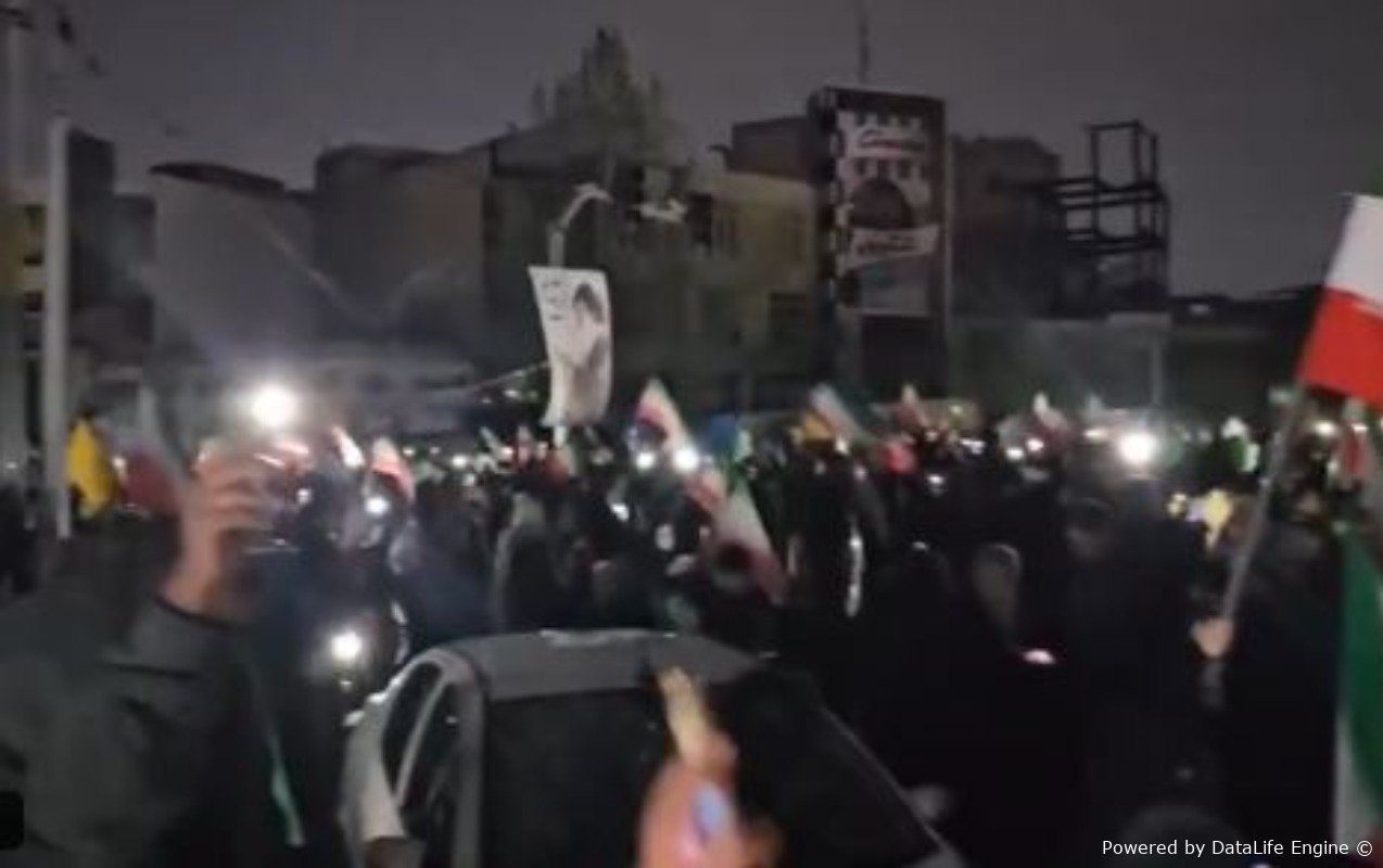 İşıqsız qalmalarına etiraz edərək küçələrə çıxdılar