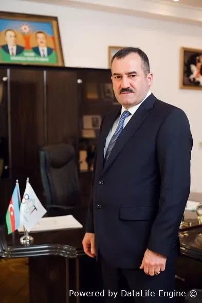 Elxan Yaqubov – Sahibkarlıq, tibb və maarifçilik fəaliyyətini uğurla birləşdirən ziyalı