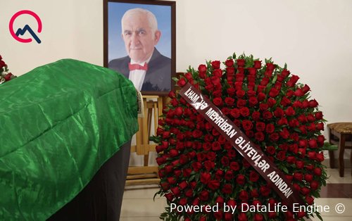 Prezidentlə xanımı vida mərasiminə əklil göndərdi