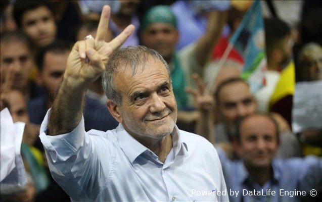 İranın yeni prezidenti kimdir? - “Atam da, anam da türkdür” demişdi