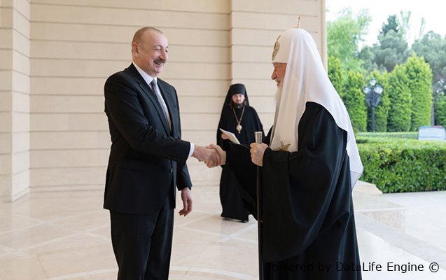 “Vladimir Putin məndən xahiş etdi ki, dəvəti sizə çatdırım”