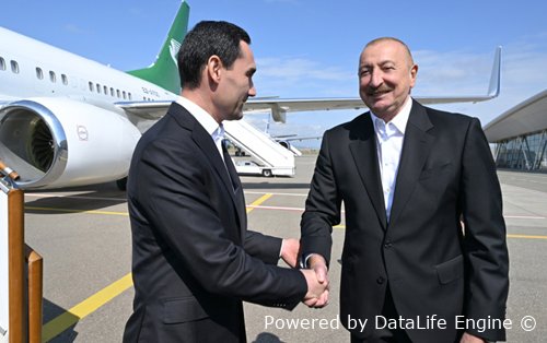 Prezident həmkarını Füzulidə qarşıladı