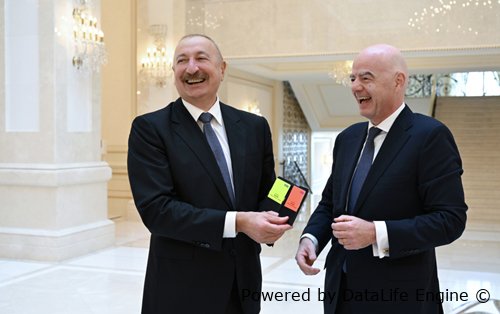 İlham Əliyevin FIFA prezidenti ilə görüşündən maraqlı